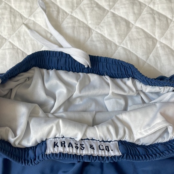 Navy and pink work out shorts. - Picture 5 of 6